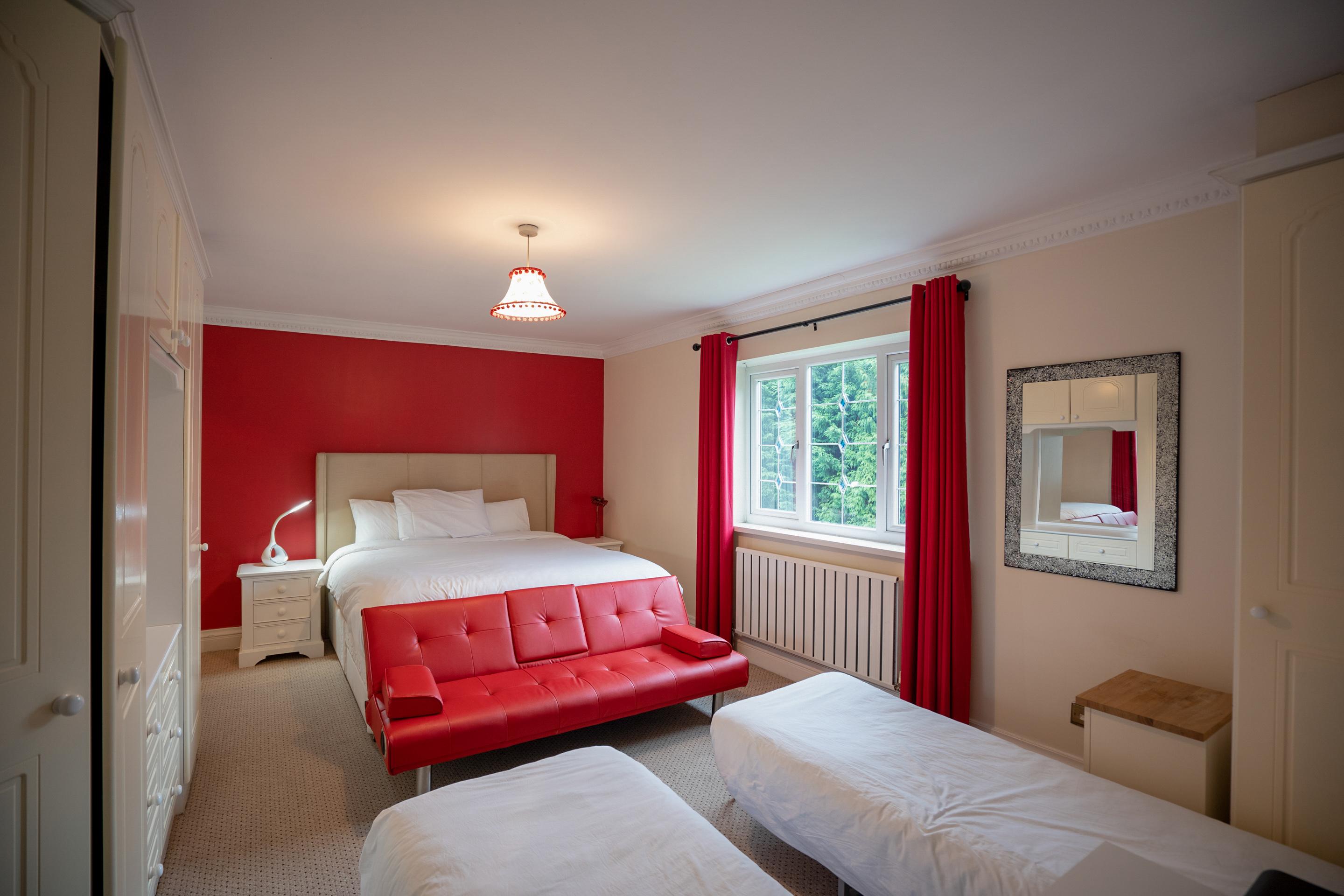 Oyo Oakcroft Guest House Manchester Airport Ringway Екстериор снимка