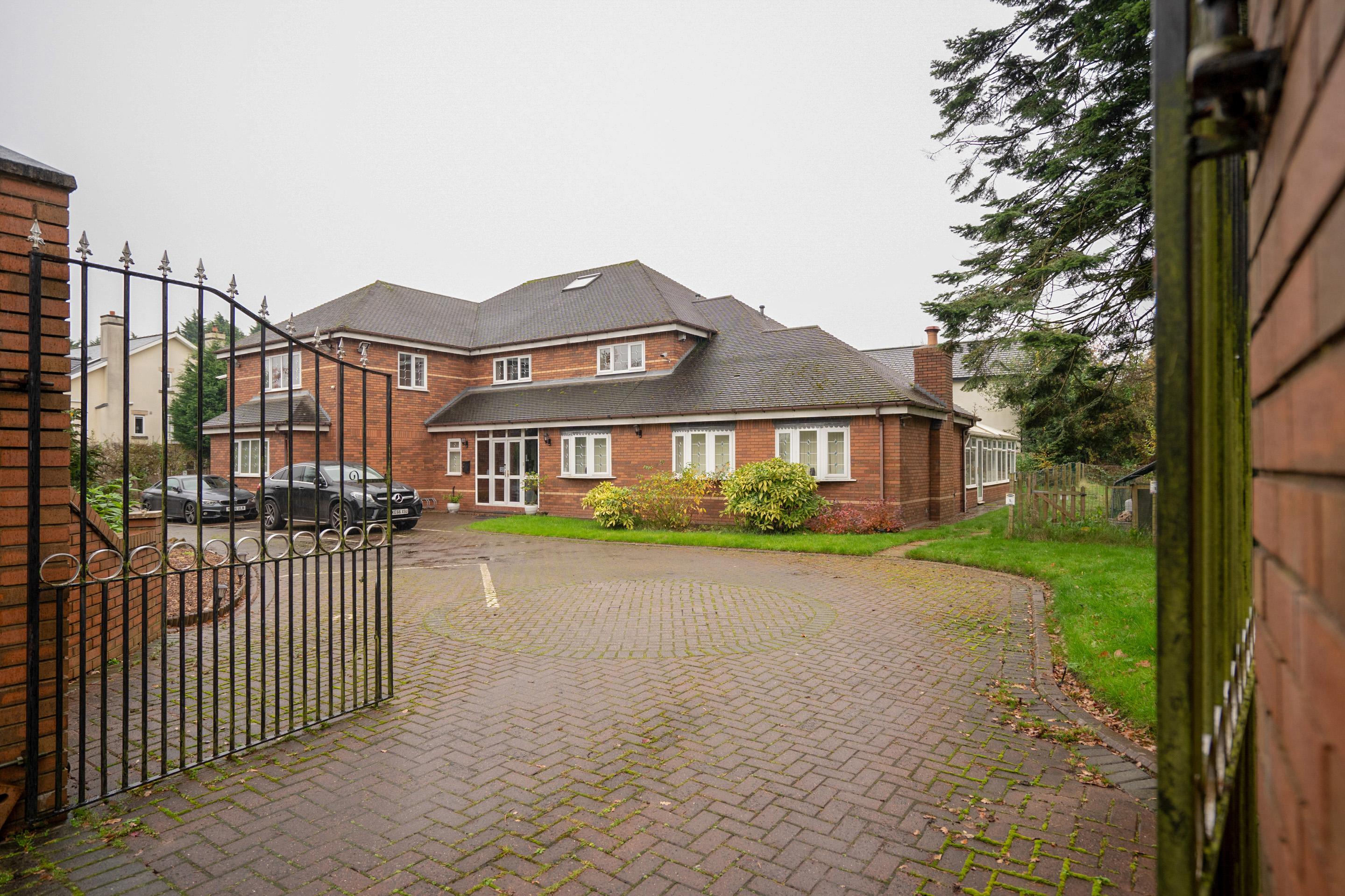 Oyo Oakcroft Guest House Manchester Airport Ringway Екстериор снимка