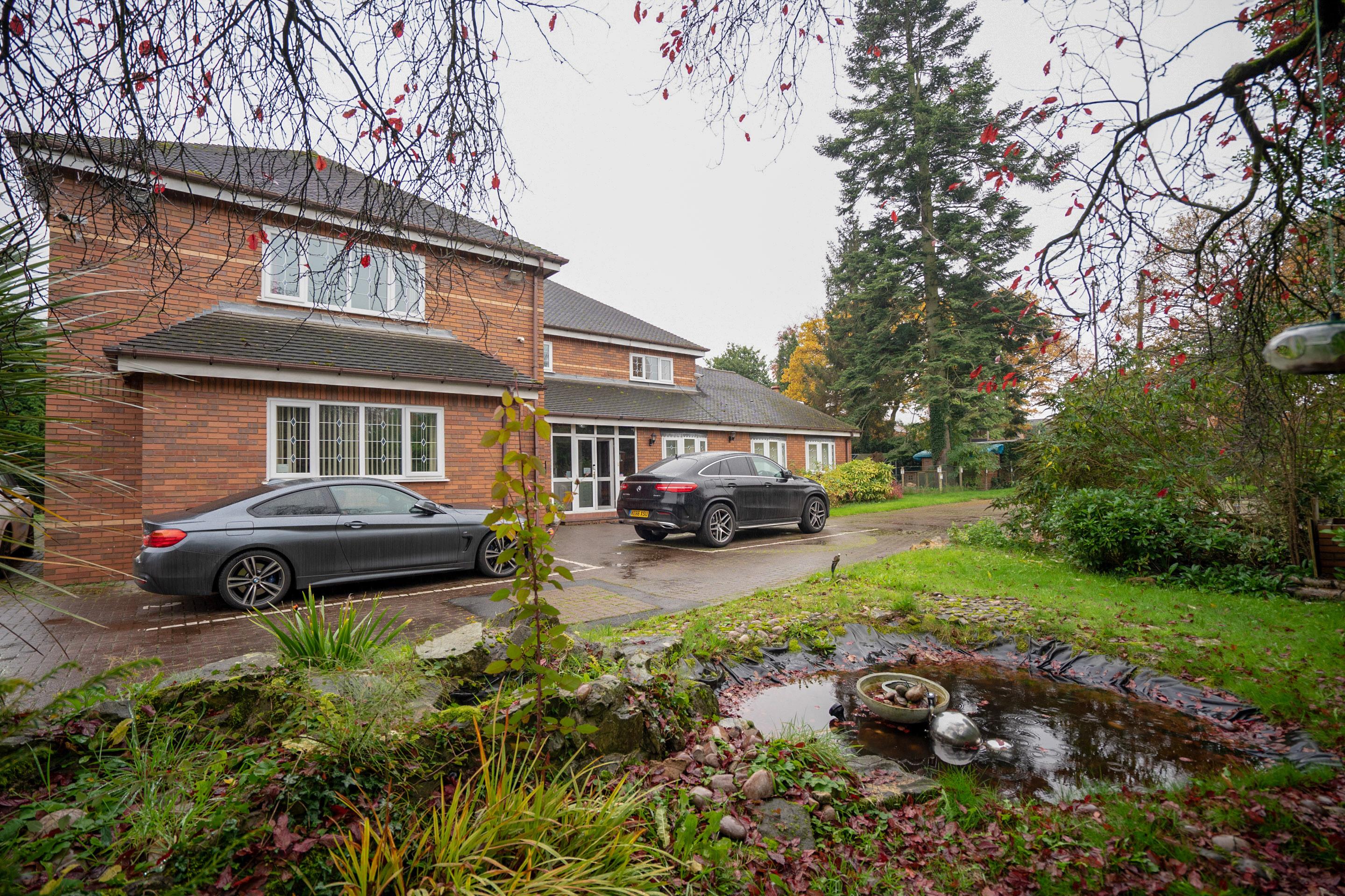 Oyo Oakcroft Guest House Manchester Airport Ringway Екстериор снимка