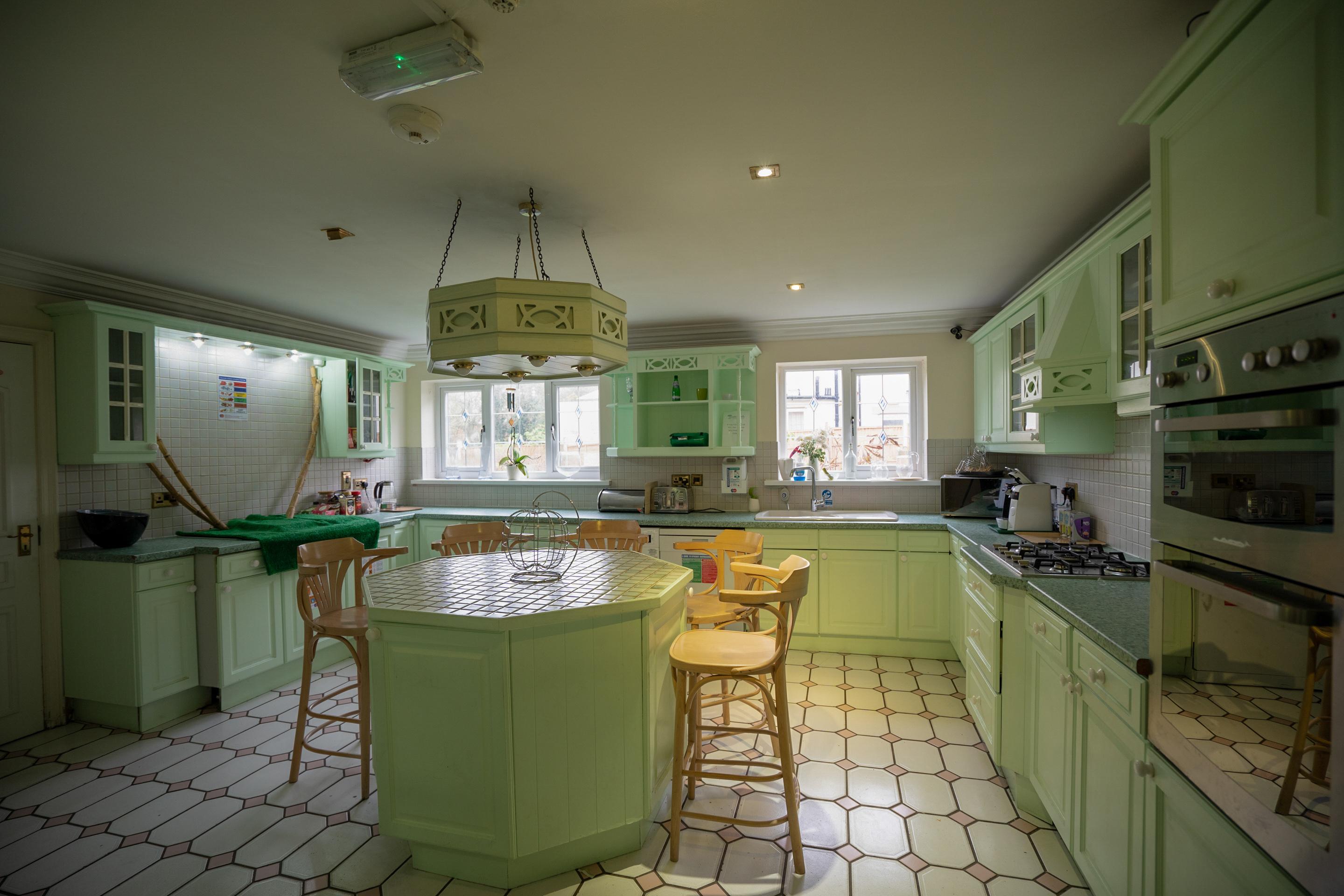 Oyo Oakcroft Guest House Manchester Airport Ringway Екстериор снимка