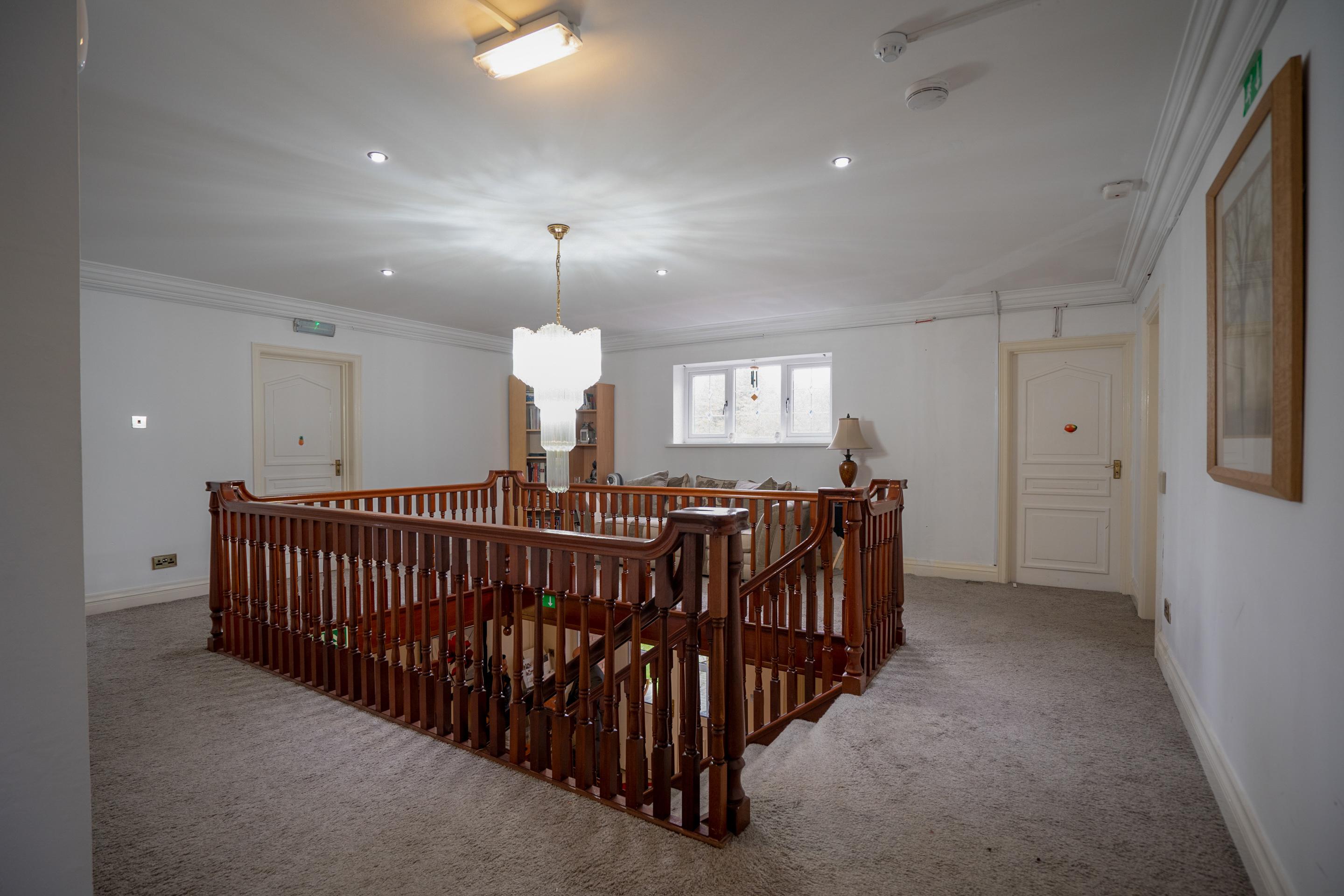 Oyo Oakcroft Guest House Manchester Airport Ringway Екстериор снимка