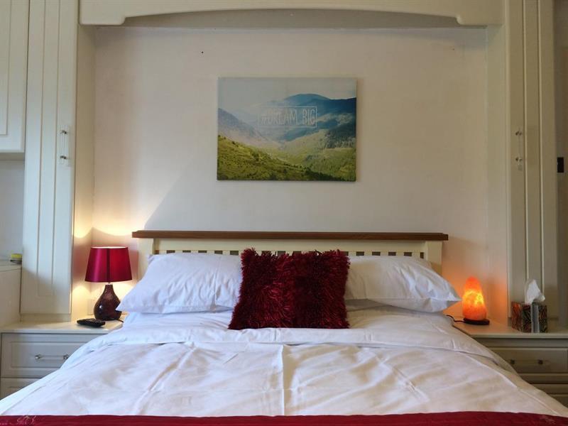 Oyo Oakcroft Guest House Manchester Airport Ringway Екстериор снимка